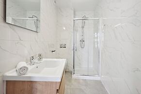 Hotel Le National Clichy Paris