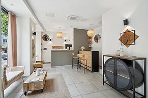 Hotel Le National Clichy Paris