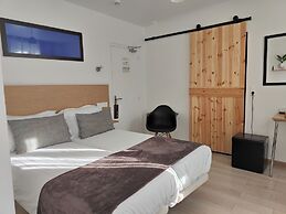 Hotel Le National Clichy Paris