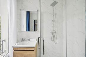 Hotel Le National Clichy Paris