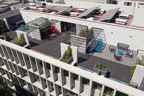 NIU Modern & Centric Lofts