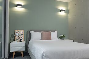 NIU Modern & Centric Lofts