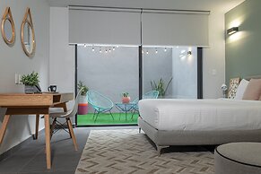 NIU Modern & Centric Lofts