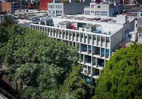 NIU Modern & Centric Lofts