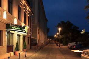 Hotel Tsarevets