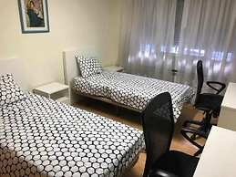 12 Octubre Residence