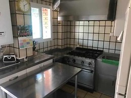 12 Octubre Residence