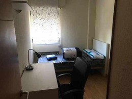 12 Octubre Residence