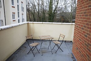 Spire View Apartment