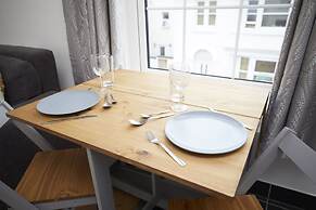 Freemantle Apartment