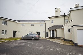 Freemantle Apartment