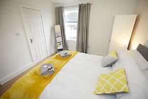 Freemantle Apartment