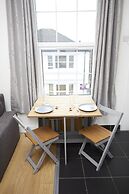 Freemantle Apartment