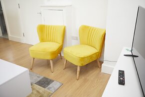 Freemantle Apartment