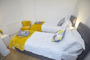 Freemantle Apartment