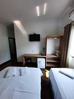 Pousada Limas Suítes