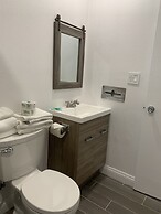 ERTH INN by AGA - Mojave