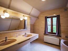 Holiday Home With Sauna in Alveringem