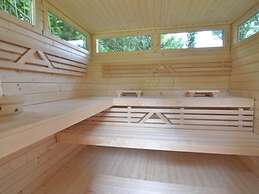 Holiday Home With Sauna in Alveringem