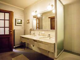 Holiday Home With Sauna in Alveringem