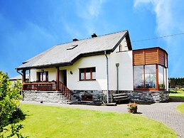 Modern Holiday Home in Schönberg with Hot Tub