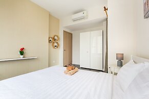 Infinity Pool Signature - Saigon Rivergate