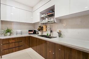 Infinity Pool Signature - Saigon Rivergate