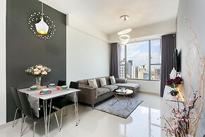 Infinity Pool Signature - Saigon Rivergate