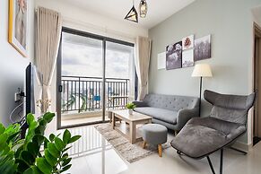 Infinity Pool Signature - Saigon Rivergate