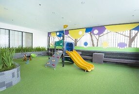 Infinity Pool Signature - Saigon Rivergate