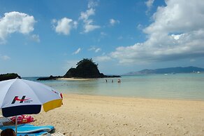 Kariyushi LCH Resort