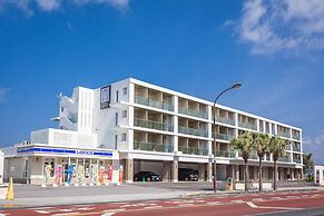 Kariyushi LCH Resort