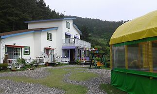 Goseong Sunshine Home Pension
