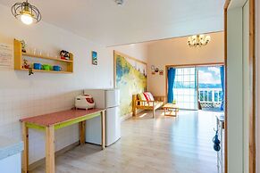 Goseong Sunshine Home Pension