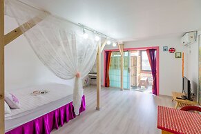 Goseong Sunshine Home Pension