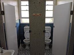 Young Budget Accommodation - Hostel