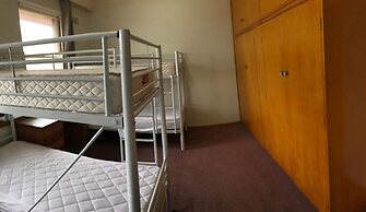 Young Budget Accommodation - Hostel
