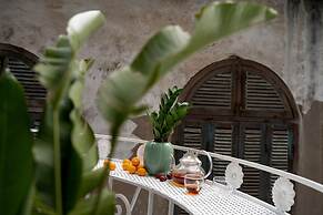 Centraltique Hidden Oasis