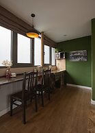 Centraltique Hidden Oasis