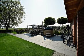 Tranquil Group Retreat in Nature