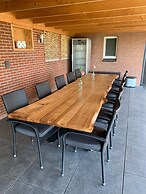 Tranquil Group Retreat in Nature