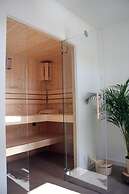 Tranquil Group Retreat in Nature