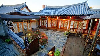 Jeonju Happy Maru Hanok