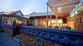 Jeonju Happy Maru Hanok