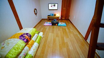 Jeonju Happy Maru Hanok