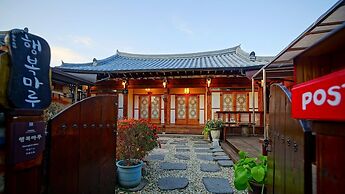 Jeonju Happy Maru Hanok