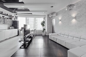 Royal Apartment Literaturnaya 1a