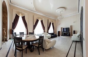 Royal Apartment Uspenskaya 12