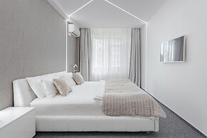 Royal Apartments Gagarinskoe plato 5a