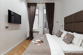 Royal Apartments Grecheskaya 25